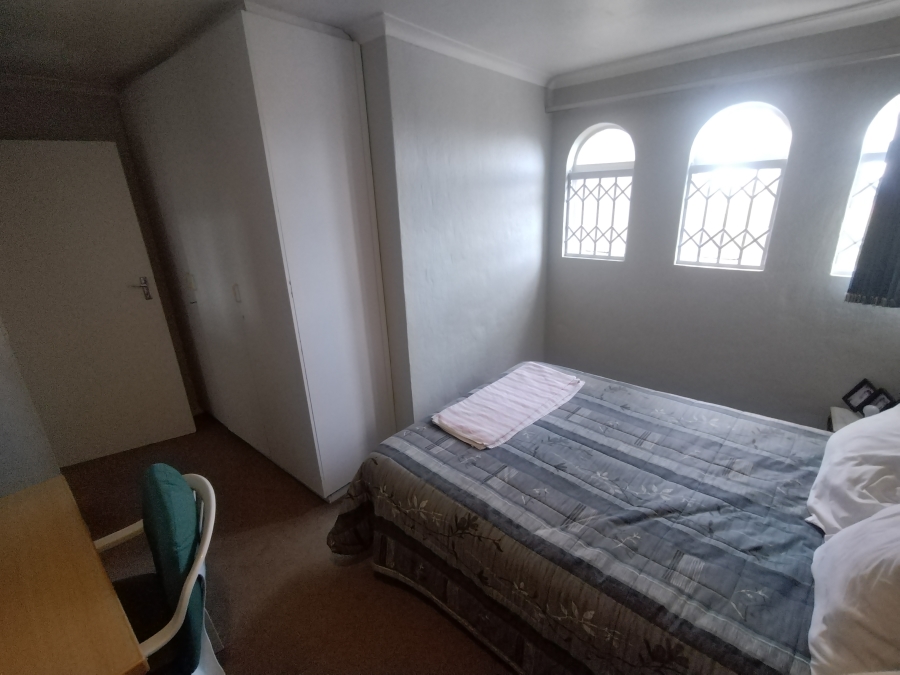 4 Bedroom Property for Sale in Wavecrest Eastern Cape